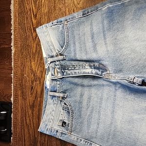 Kancan Mom high waist relaxed thigh/tapered leg jeans, size 5/26